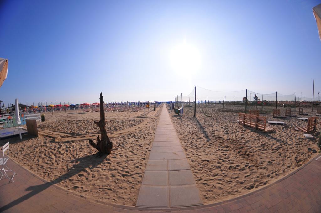 Hotel Antonella Lido di Classe Bagian luar foto